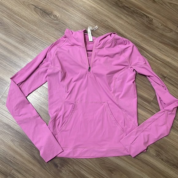 Lululemon half-zip pullover with hood - Picture 6 of 6